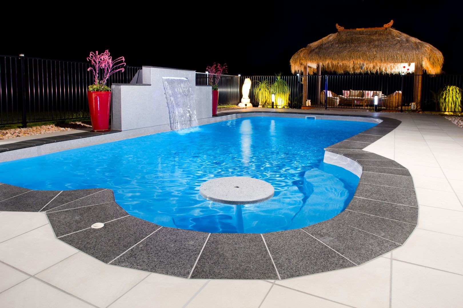 piscinasdepoliester,poliester,diseñopiscina,proyectopiscina,perdidasdepiscina,reparaciondepiscina,perdidasdeaguapiscina,piscinanueva,piscinabarata