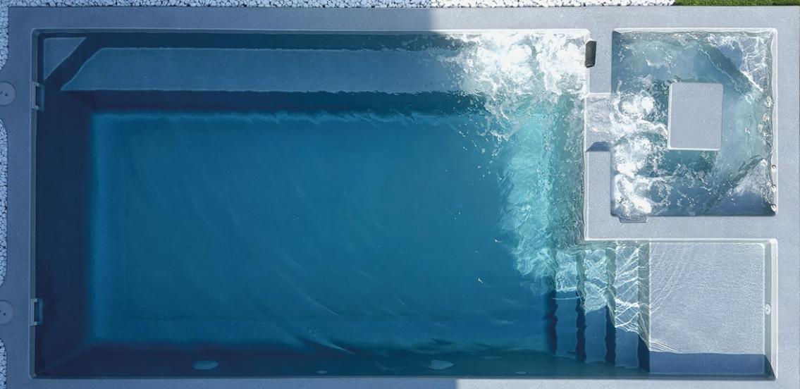 Piscina de fibra de vidrio Manhattan Deluxe
