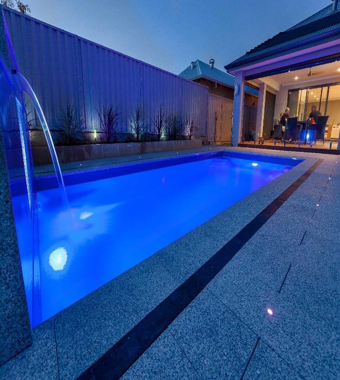 Piscina de fibra de vidrio Platinium 8