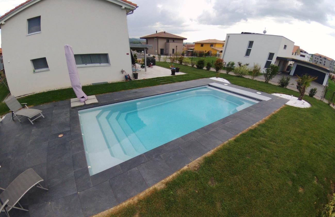 Piscina de fibra de vidrio Riviera 10 Autocover