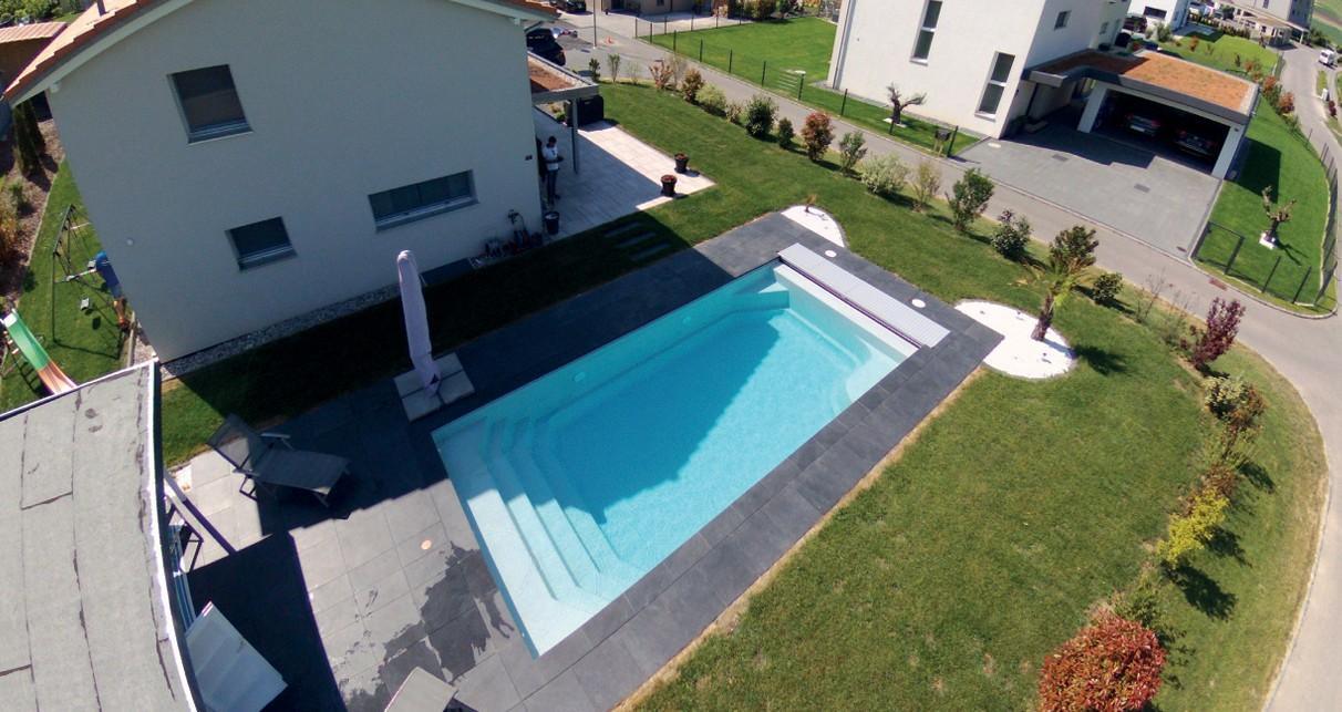 Piscina de fibra de vidrio Riviera 8 Autocover