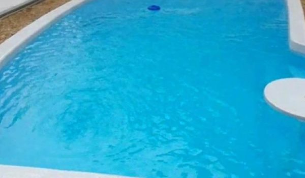 Instalación de piscinas de poliéster 5