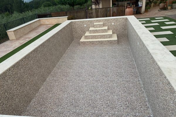 piscina lámina proyecto vacia